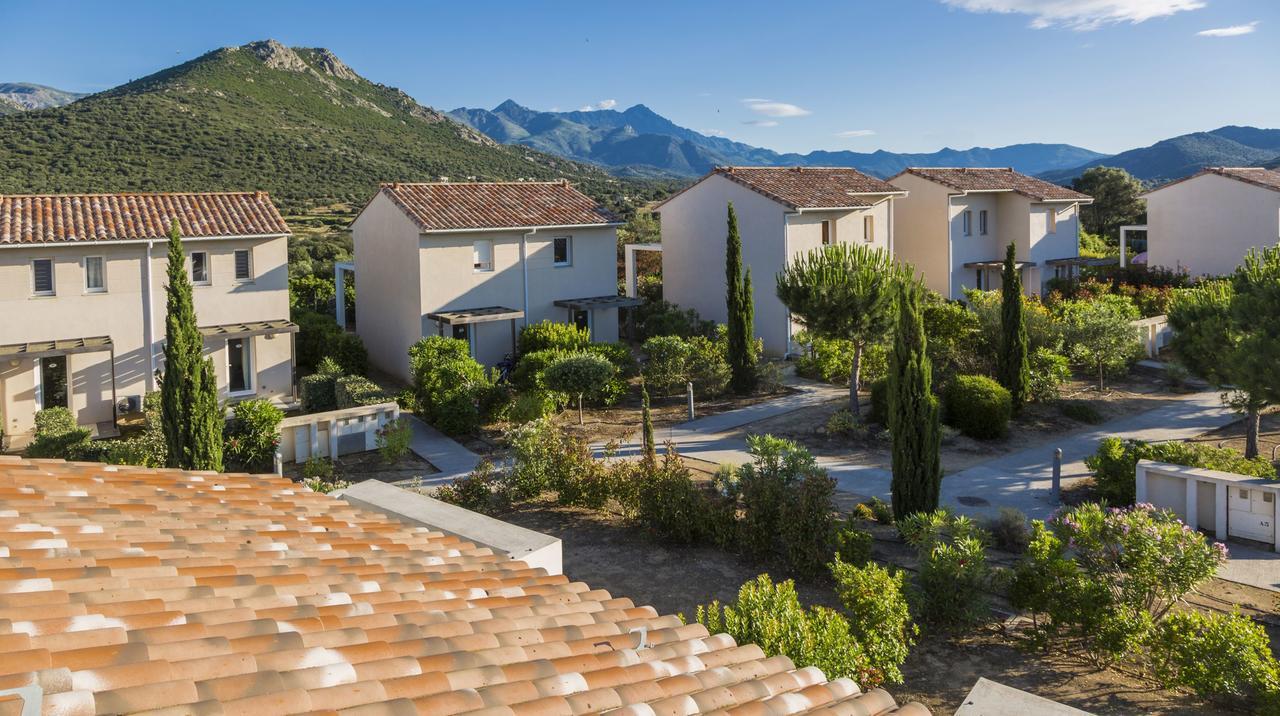 Residence Odalys Les Villas De Bel Godere Belgodère Exterior foto